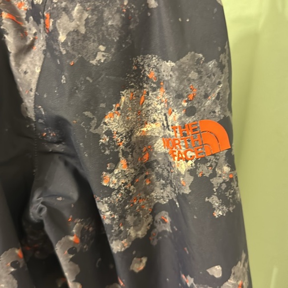 North face women’s ski jacket - Picture 2 of 14